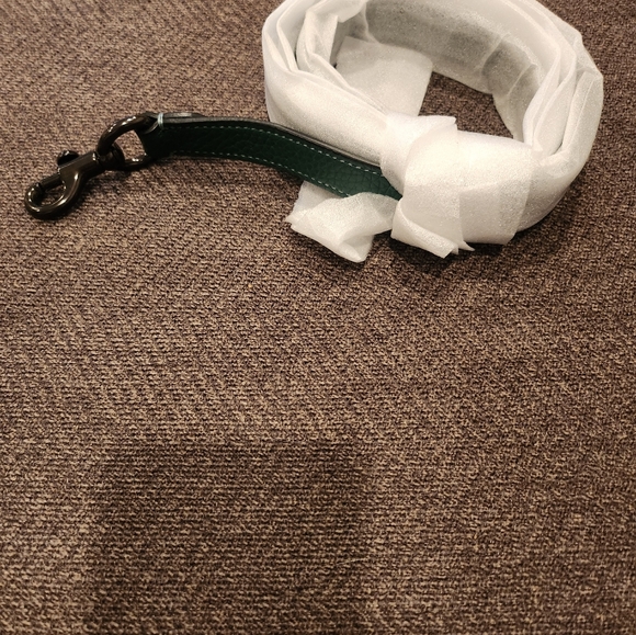 Coach Green Leather Shoulder Bag - Picture 7 of 7